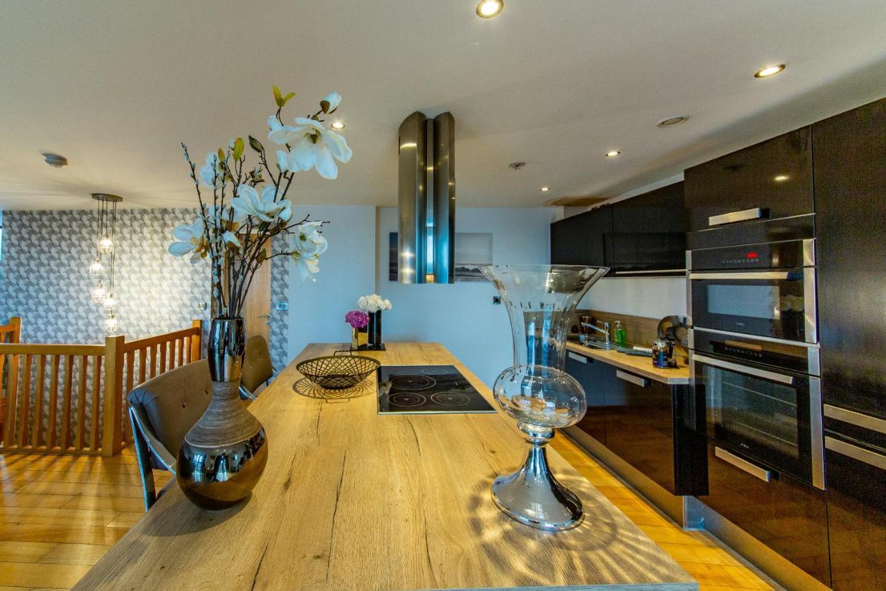 Spacious 3-Bed Penthouse With City Sky Line Views Sheffield Exteriér fotografie